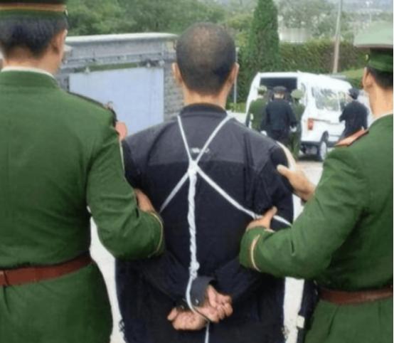为啥死刑大多安排在上午执行，而且越早越好？这可不是为了赶紧把犯人送走，恰恰相反，