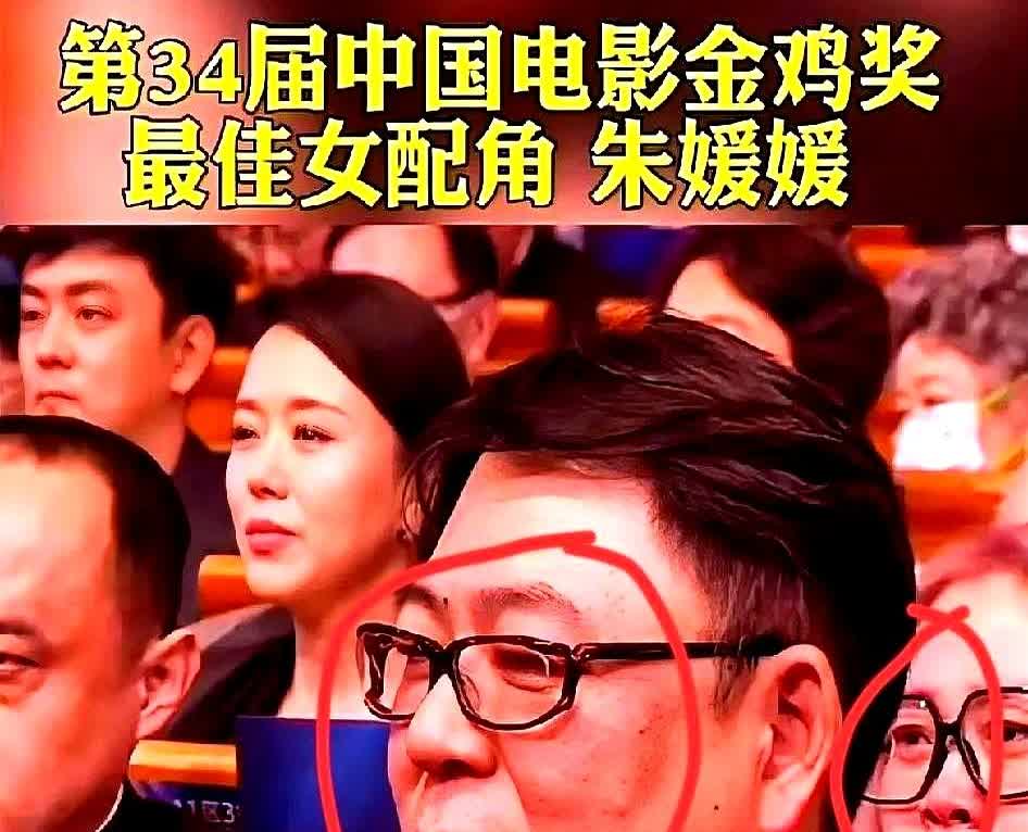 原来一切都有迹可循。怪不得第34届金鸡奖，朱媛媛拿奖了，相机里的高亚麟和