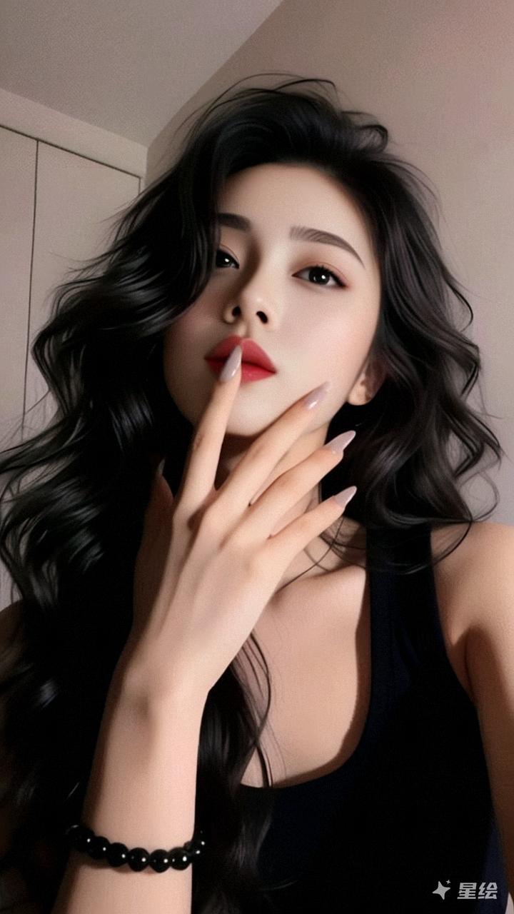 又甜又欲 做你的御姐 女神感 精致下颌线