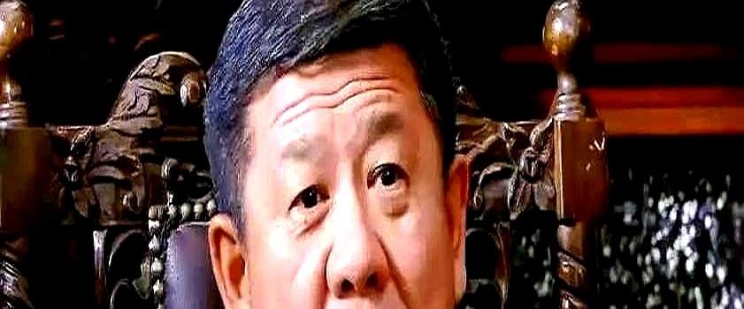 “对手戏快绝迹了。”老剧《悬崖》突然翻红，张嘉益自掏腰补贴片酬给程煜的旧事被