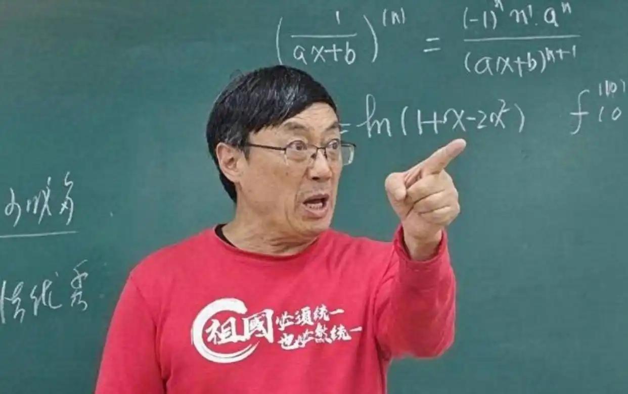 汤家凤老师最近说过一句话精准而又深刻。他说：西方国家制裁我们的理工科是怕我们的