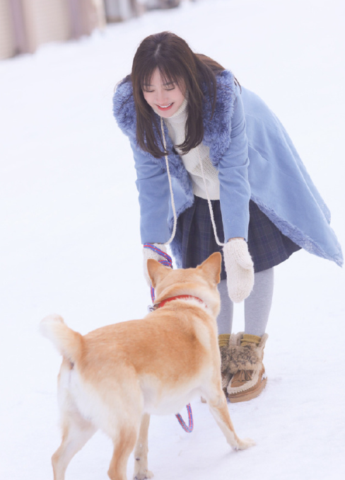 秦岚治愈系文艺写真来了