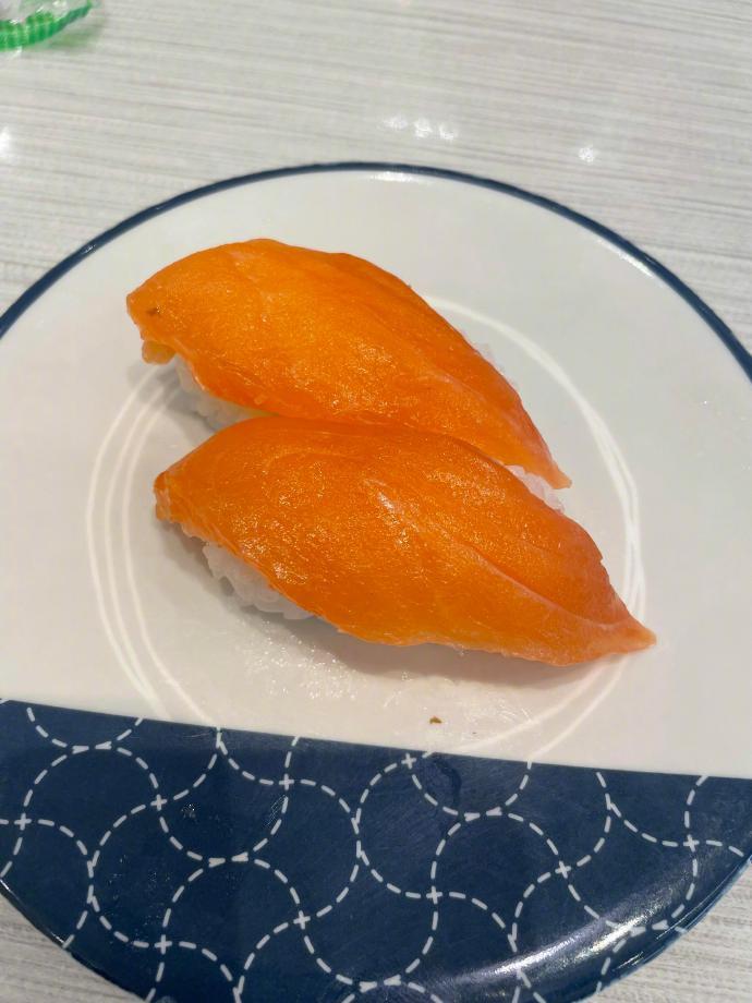 猜猜这是三文鱼还是胡萝卜？🍲