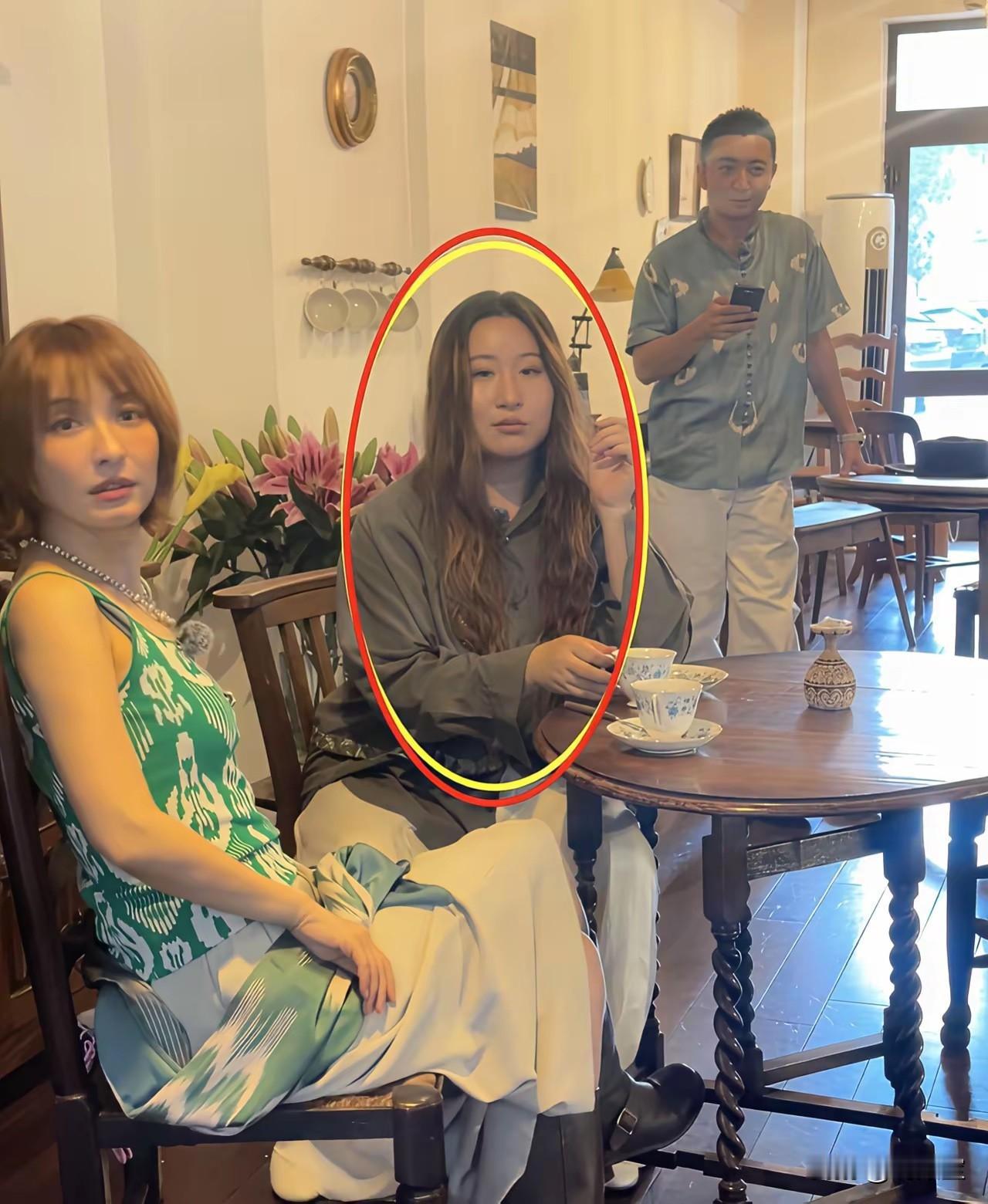 第一次真真切切的感受到“精致土”这个词吴昕和锤娜丽莎同框别说赢我甚至觉得她