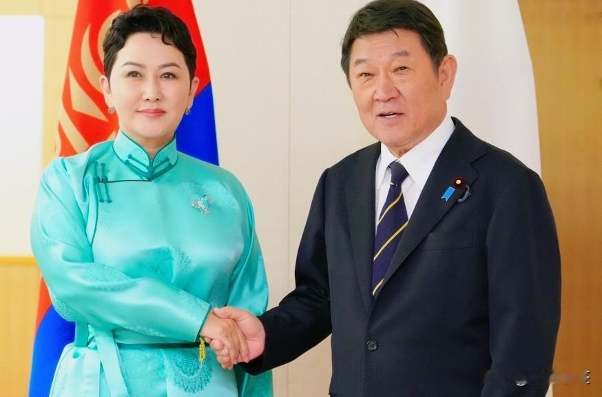 日本拼命拉拢蒙古国，到底想干啥？6月9日，蒙古外长巴特策策格专程跑到日本，和日