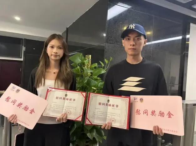 "师傅，我们不去景区了！"就这一句话，广州两个00后大学生，把一趟丽江游直接按停