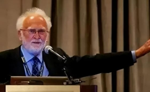 美国哈佛大学教授查普曼曾公开表示自己发现了中国人的一个“秘密”，令人惊叹！他表示