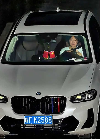可以看出，哪里违章了吗？