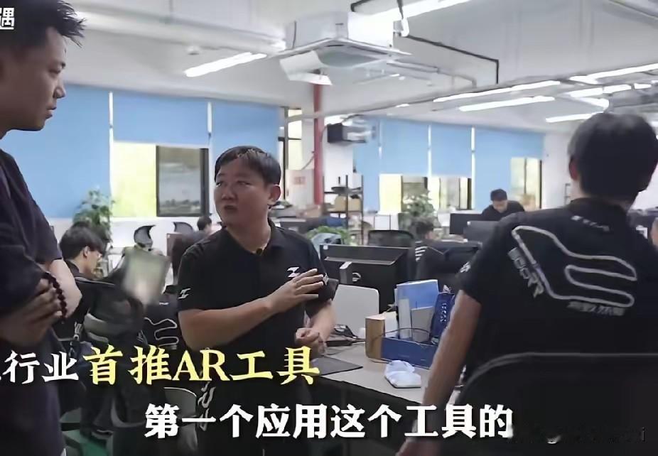 有人问张雪，为什么不用中国车手？他说，因为中国车手跑不快。然后你再问我，中国车手