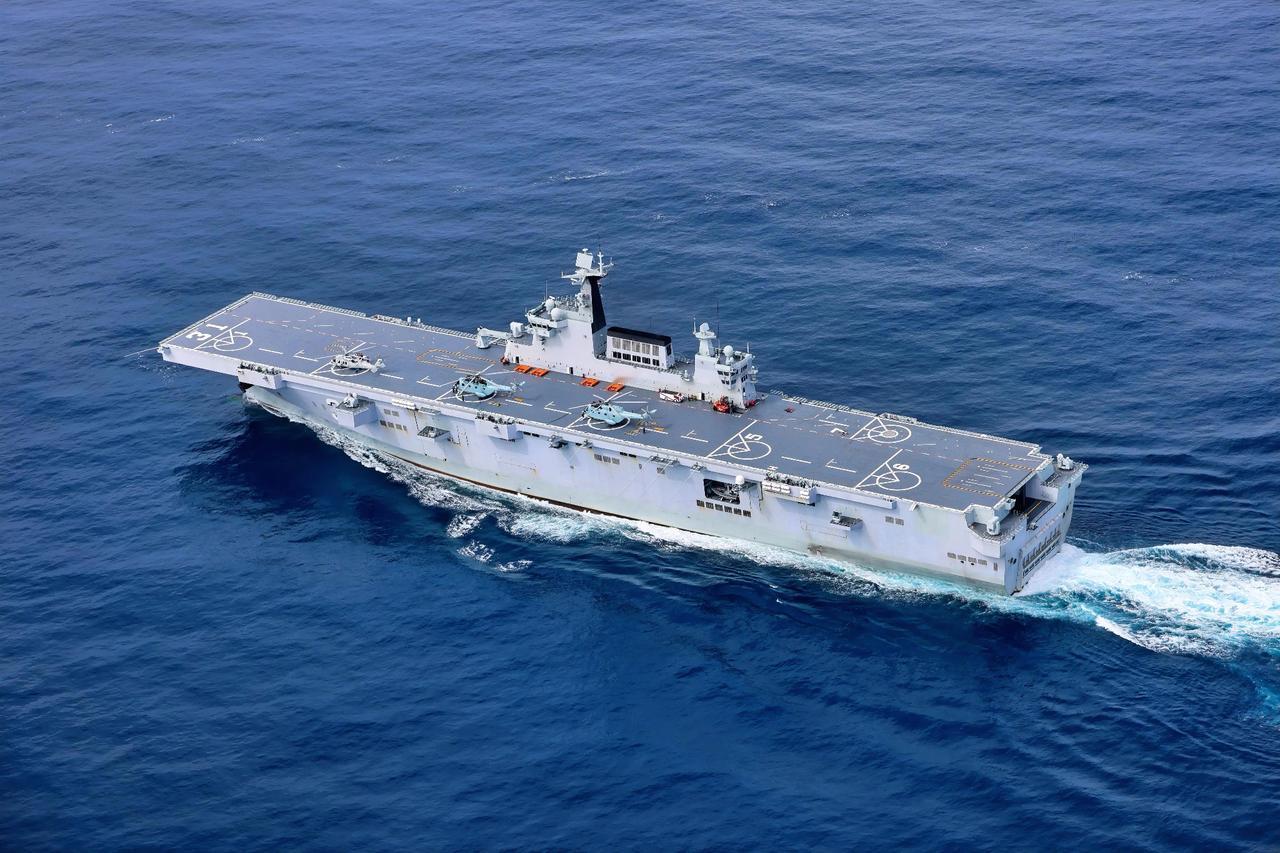 1月27日，上海海事局发布了一则通告，说有一艘总长232米，总宽40米的船过吴淞