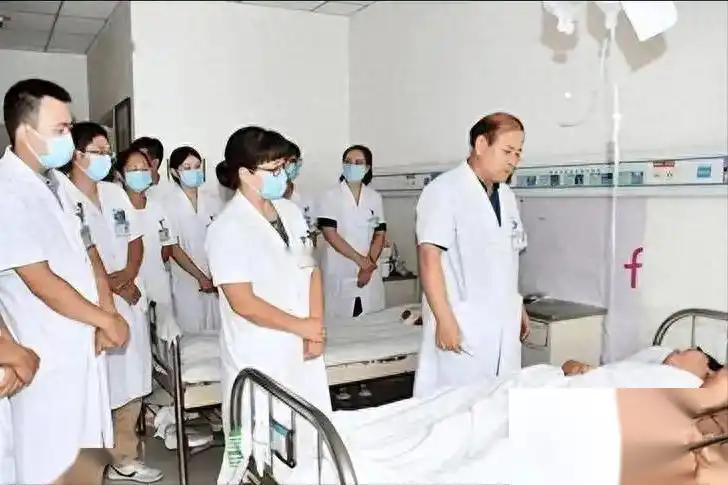 脑梗去世的人越来越多？医生苦劝：天凉宁可打麻将，也别做4件事很多脑梗都是“