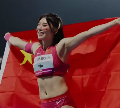 吴艳妮母亲说她状态不错吴艳妮出征亚运，母亲熊艳选择去现场。不施压，不翻旧账，只