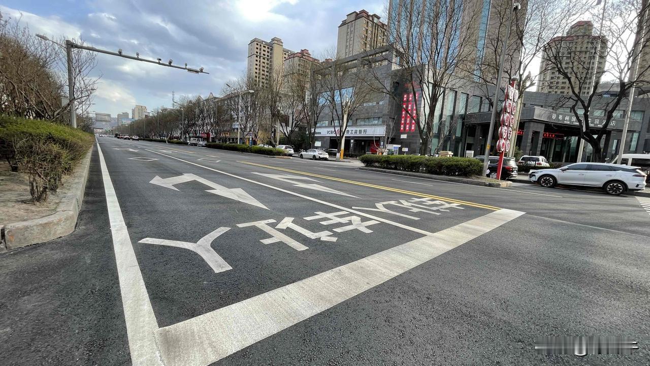 彬州什么时候，能停车免费？最近和一位彬州当地的朋友聊天，他突然说这样一个话题，