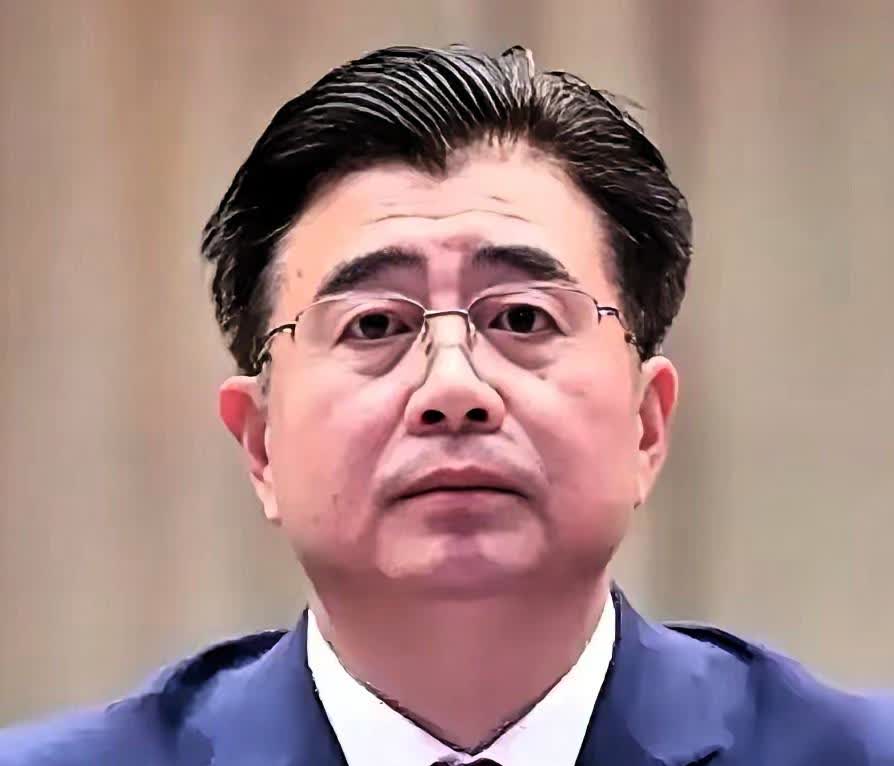 国足的最后一条路也断了！最该反思的不是球迷，不是媒体，是那些被摊派任务的