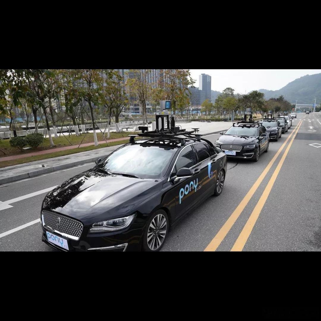 🚗满血版FSD在奥斯汀5小时只接管2次，这成绩单比我预期稳。汽车之家把Cybercab和Waymo