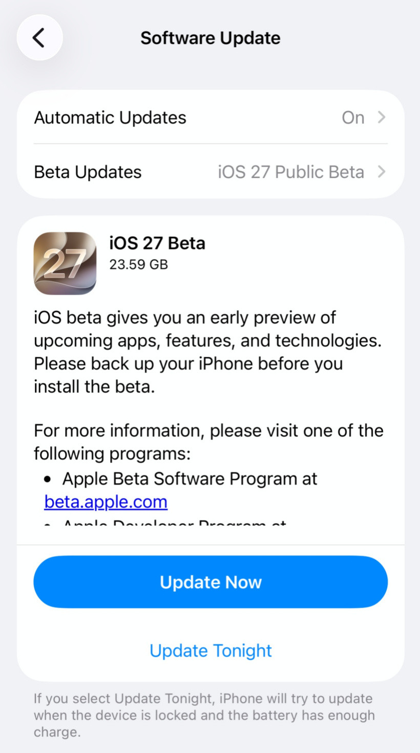 iOS27首个公开测试版已上线，功能和开发者Beta3一致。主打Sir