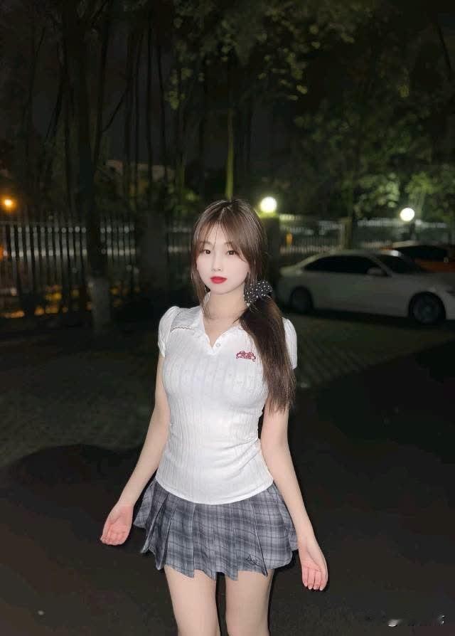 “很多事情，不必拆穿，远离就好，这是一种成年人礼貌，谁都不傻，你那些暗地里的小动