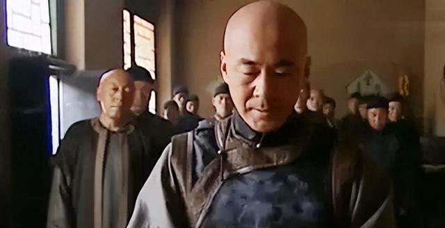 1881年，左宗棠收复新疆后，返程时绕道去趟山西祁县乔家堡，为的就是见一见乔致庸