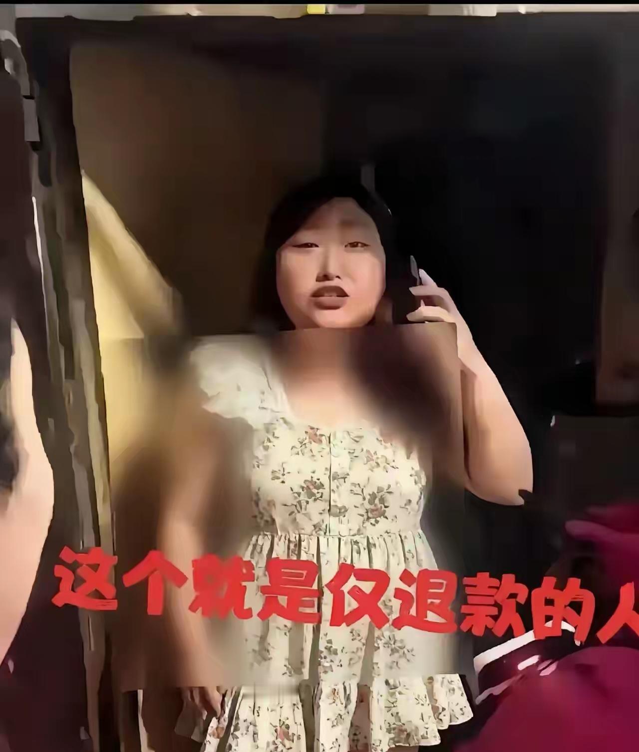 本以为榴莲姐因为白嫖199元榴莲这事被关了十天，出来后总会反思一下自己的错误了，