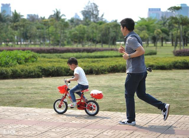 跨越生死的父爱, 令无数人为之动容