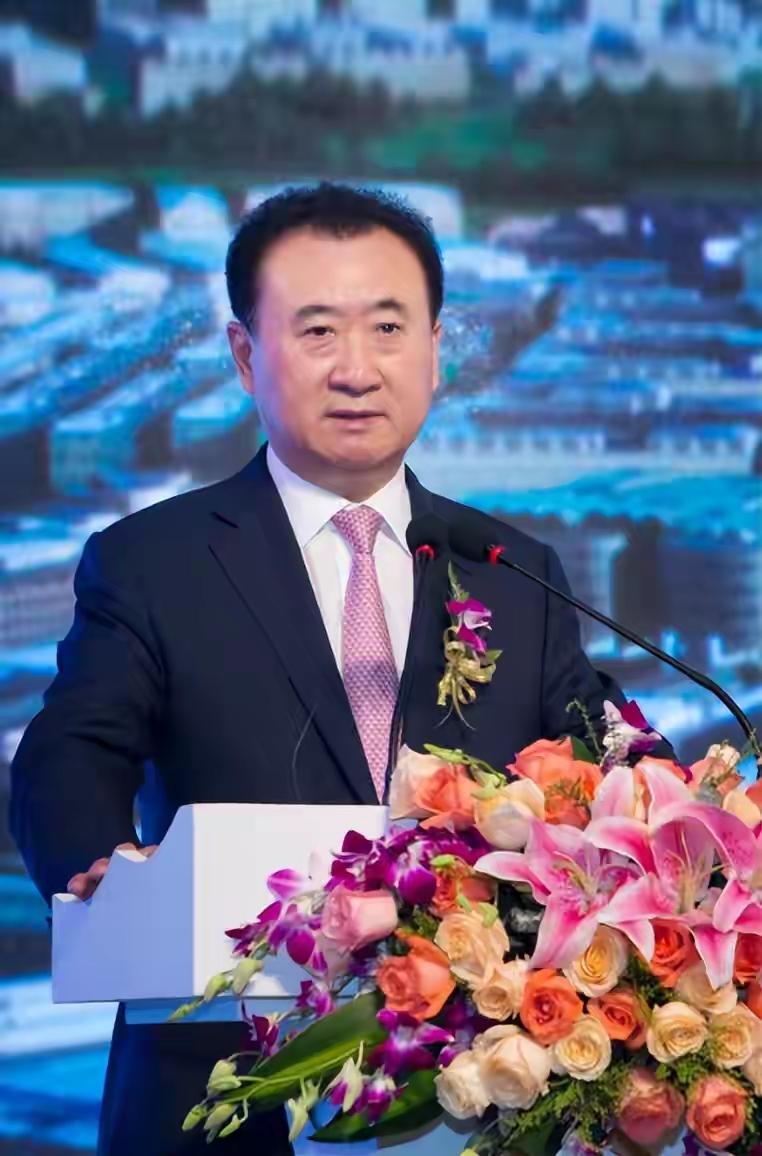 罕见缺席捐款名单！71岁王健林香港火灾没能捐款，原因太让人心酸王健林的名字这