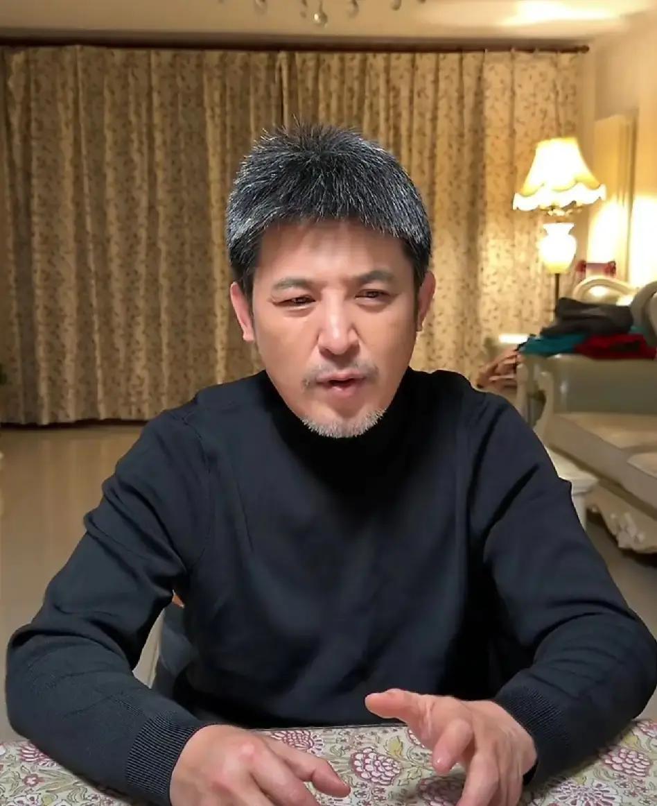 孙涛和闫学晶昨天被传“20天前闹翻”，起因是网上流出一段视频，说两人在排练现场互