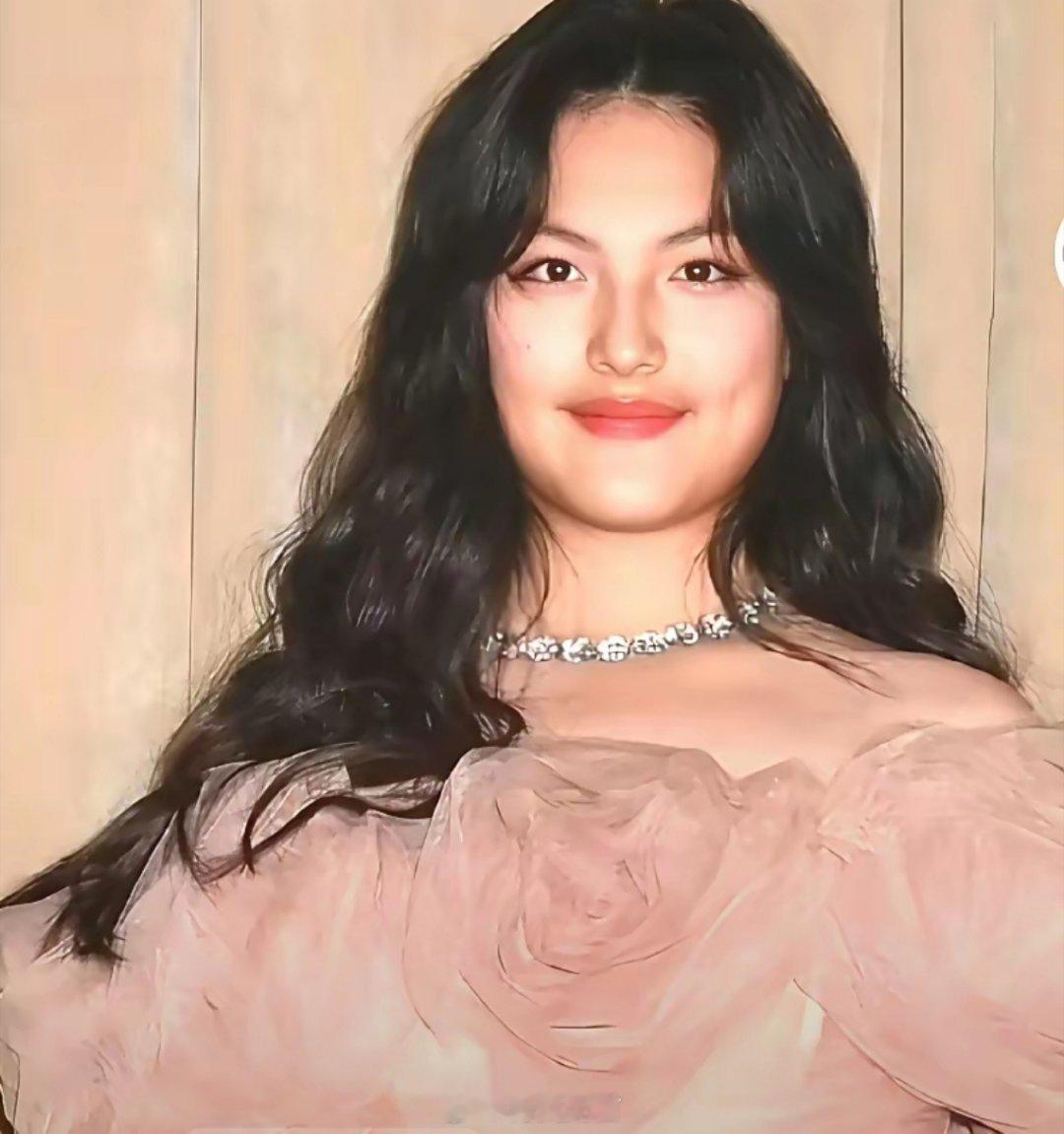 沈佳润居然比王诗龄大了4岁，是不是说明胖的人显老？