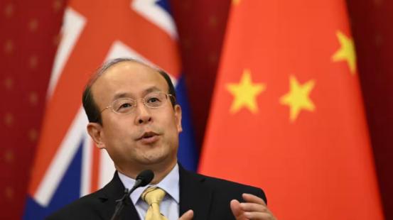 中国警告澳大利亚，强收达尔文港后果自负，天底下没有这样的道理 这事儿得从2