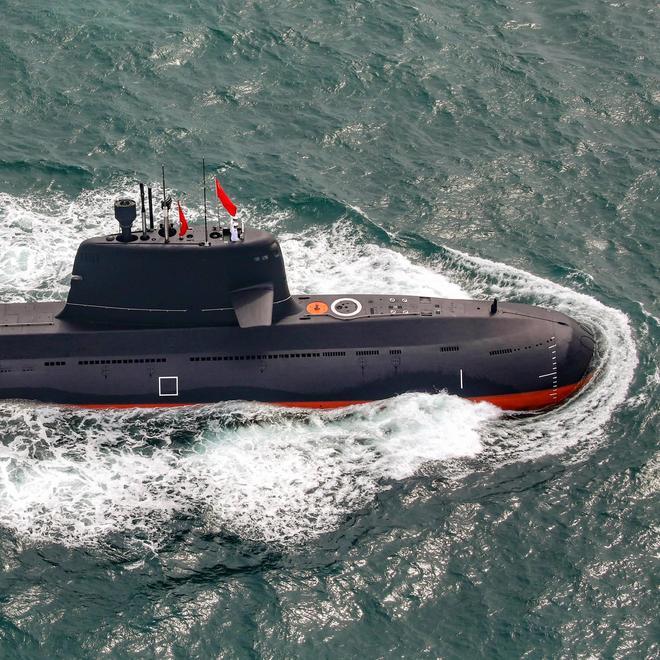 外媒都在盯着095攻击型核潜艇，却没注意到中国海军公布了一个大消息！最近几天