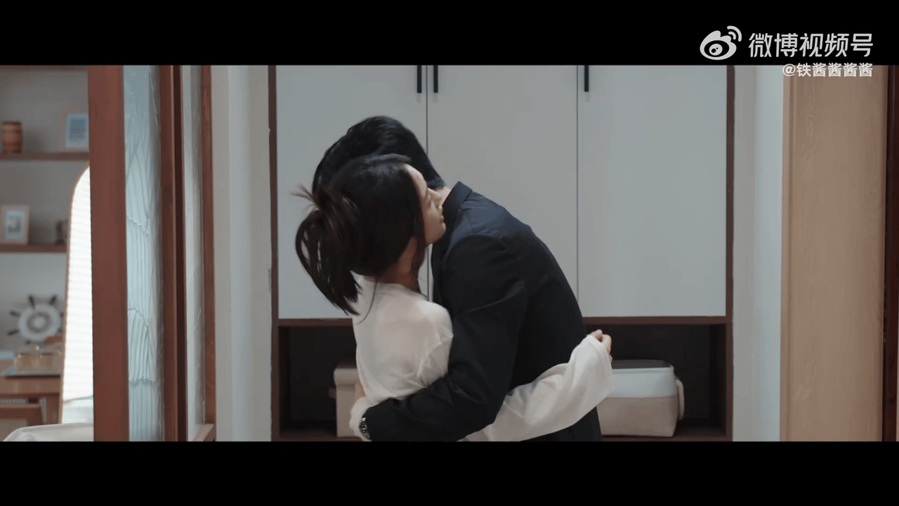 井柏然男人要会作救命！谁能逃过会作又会撩的江寒声！明明看着清冷禁欲、斯文儒雅，背