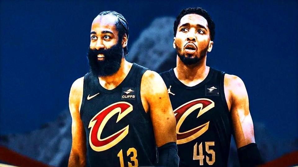 谁能想到，2017年的火箭队，竟然在骑士身上复活了。现在的骑士队，打法简直就