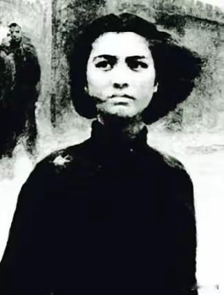 22岁的山西抗日女英雄陈志卿，被鬼子扯着头发连着头皮撕下来时，鲜血模糊了她的视线