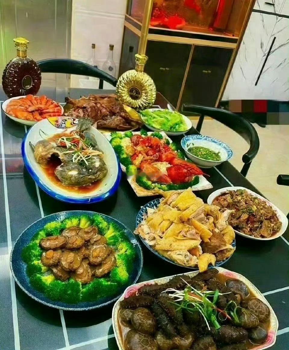 左边是前妻做的，右边是现在老婆做的[思考]​​​​