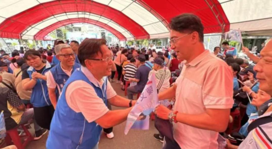 王惠美这回尴尬了！魏平政、柯呈枋同框，彰化蓝营心结或已破冰！就在9月12日，蓝营