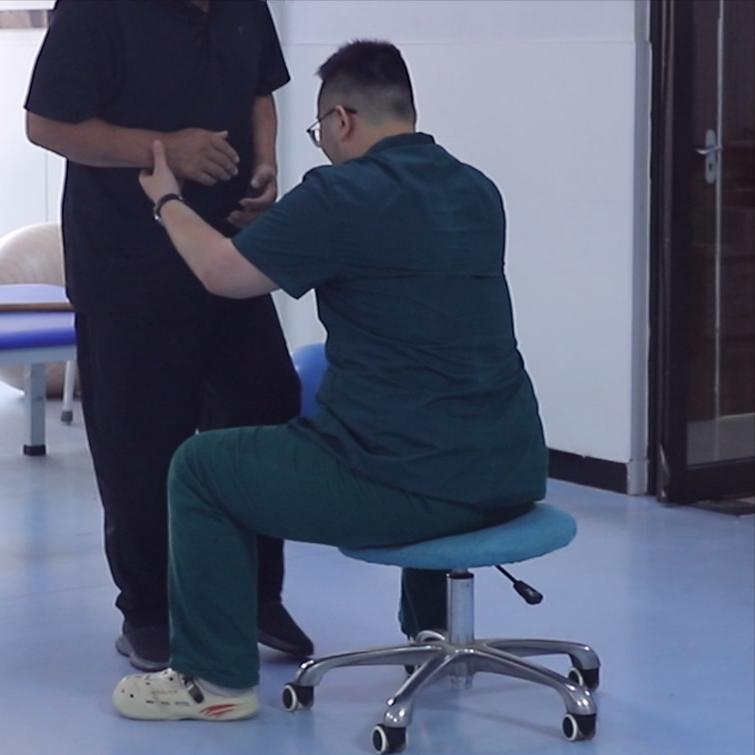 不想父母得脑梗，这几项检查一定要做！脑梗不是毫无预兆的，血管斑块、动脉狭窄、指