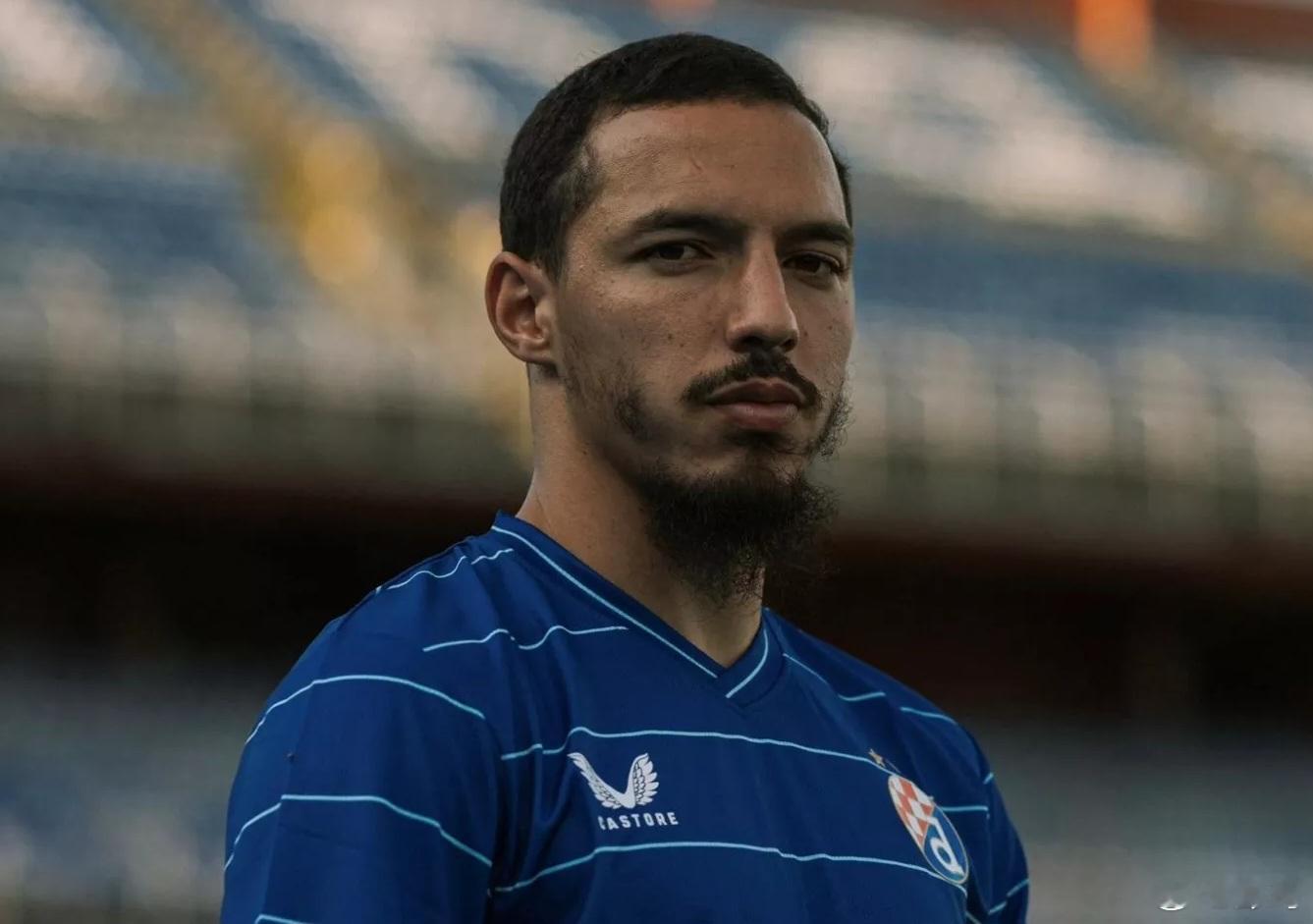 本纳赛尔于今年夏窗被AC米兰租借至萨格勒布迪纳摩效力，迄今为止已经在各项赛事中为