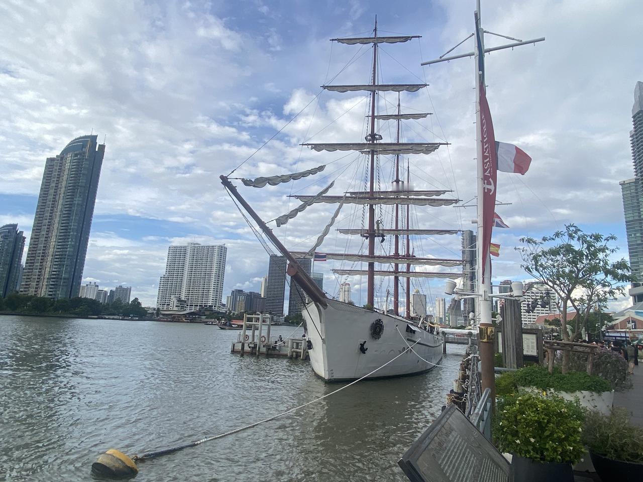 这几天在泰国旅游，给大家分享一下旅游心得，这次是跟团游，出国游暂时还不敢自由行，