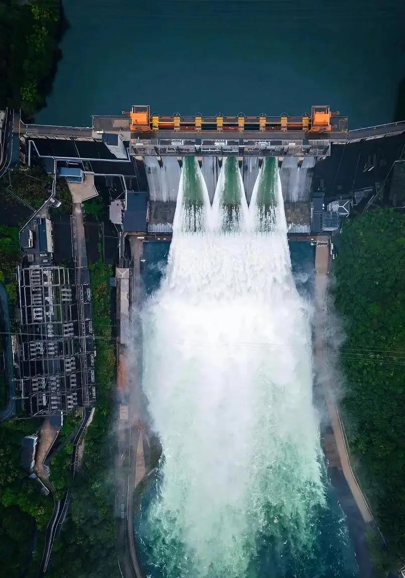 为什么雅鲁藏布江水电站一定要现在建？说白了，再不建就晚了！全球气候变暖正在不