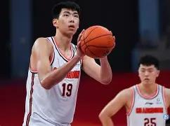 CBA联赛2026-27赛季常规赛将于10月16日开始，距开赛还有2个月时间。