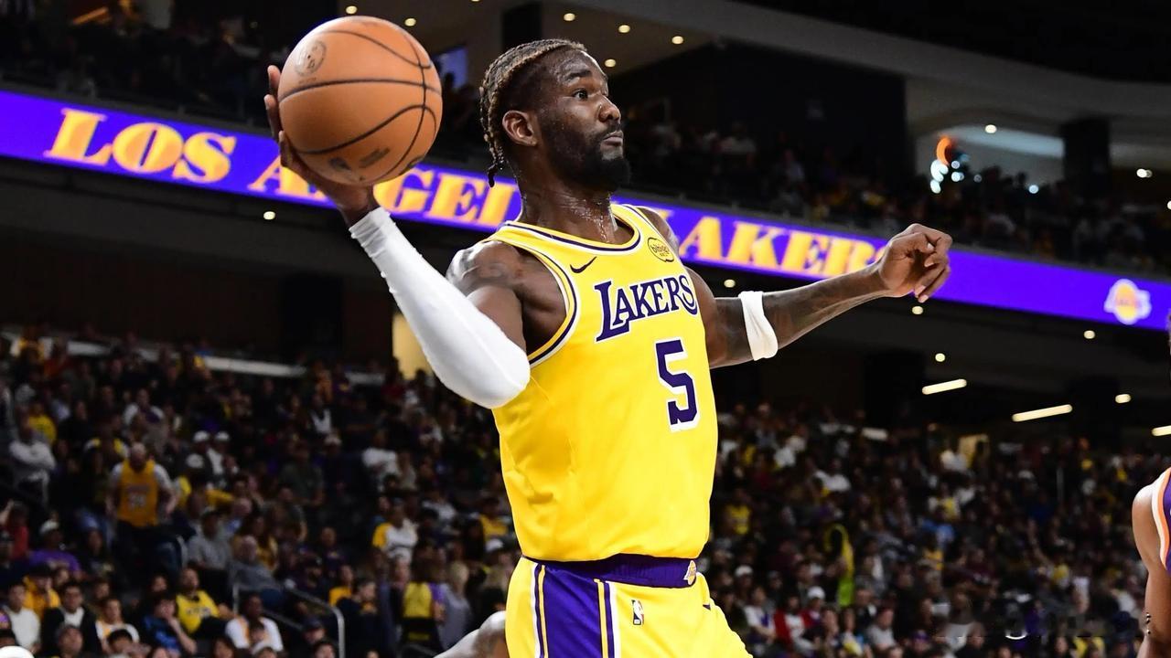 艾顿惨遭嫌弃啊前NBA球员阿里纳斯近日在一档节目中谈到了湖人休赛期的任务，他