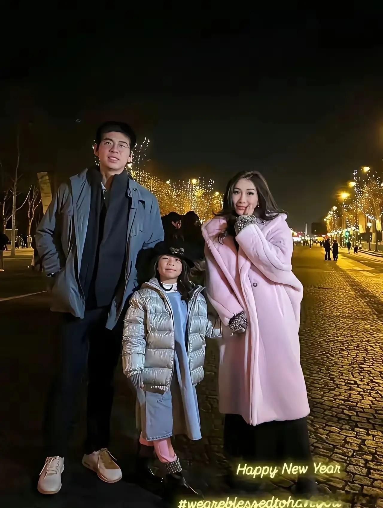 都说何超盈是要借学霸基因，生个高智商的优质孩子，智商不知道，但相貌是一等一比例还
