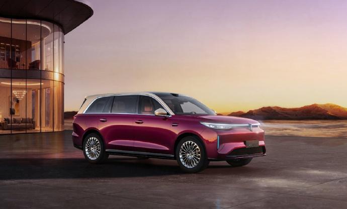 看过归元S技术发布会暨魏牌V9X预售发布会后，我感觉，魏牌想做的，是改变“堆砌配