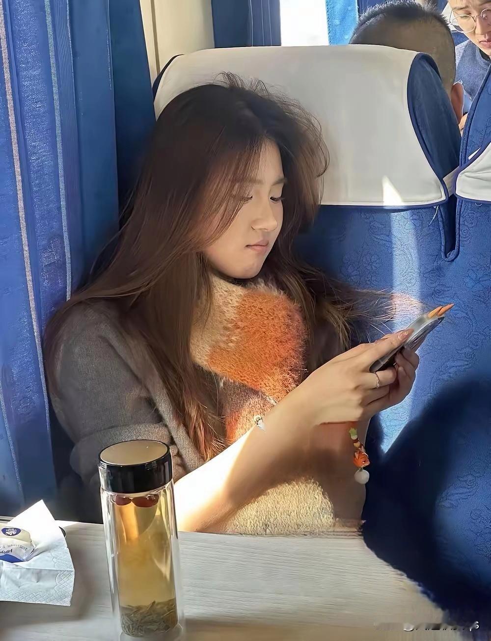 外面一定要用不锈钢保温杯。