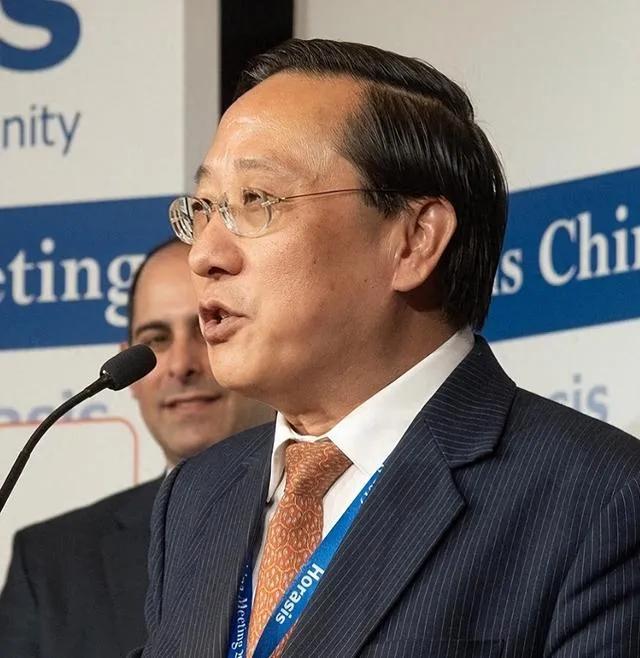 🌛高志凯：我认为，郑丽文主席在台湾在大陆说我是中国人，这不是对大陆示好。因