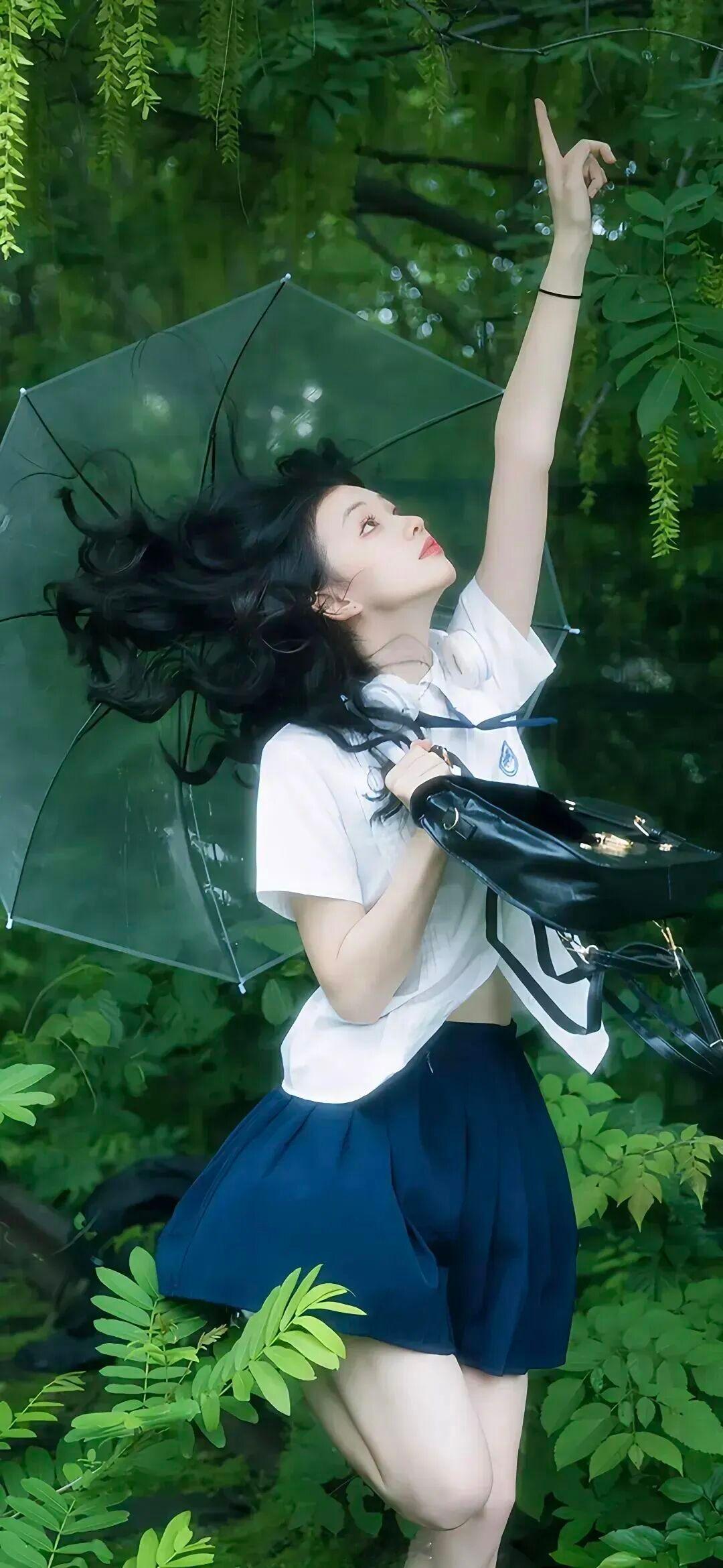 “蹉跎者光阴如梭，有志者岁月如歌。”——《以你为名的夏天》晚安