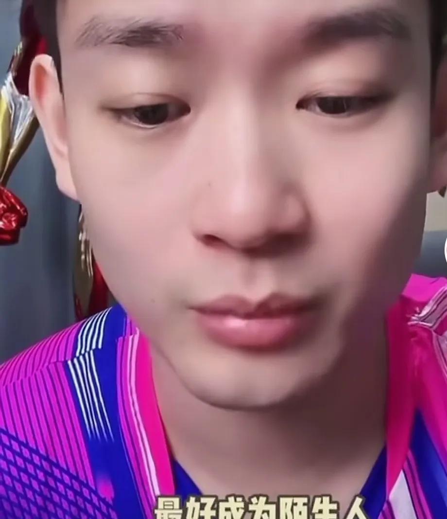 刘丁硕一句“最好成为陌生人”，把人彻底整破防了！以为刘丁说回队陪练，会经常