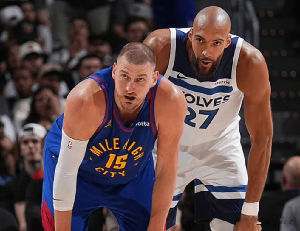 约基奇的克星竟然是戈贝尔！数据统计，过去三场比赛的关键第四节，戈贝尔共计防守