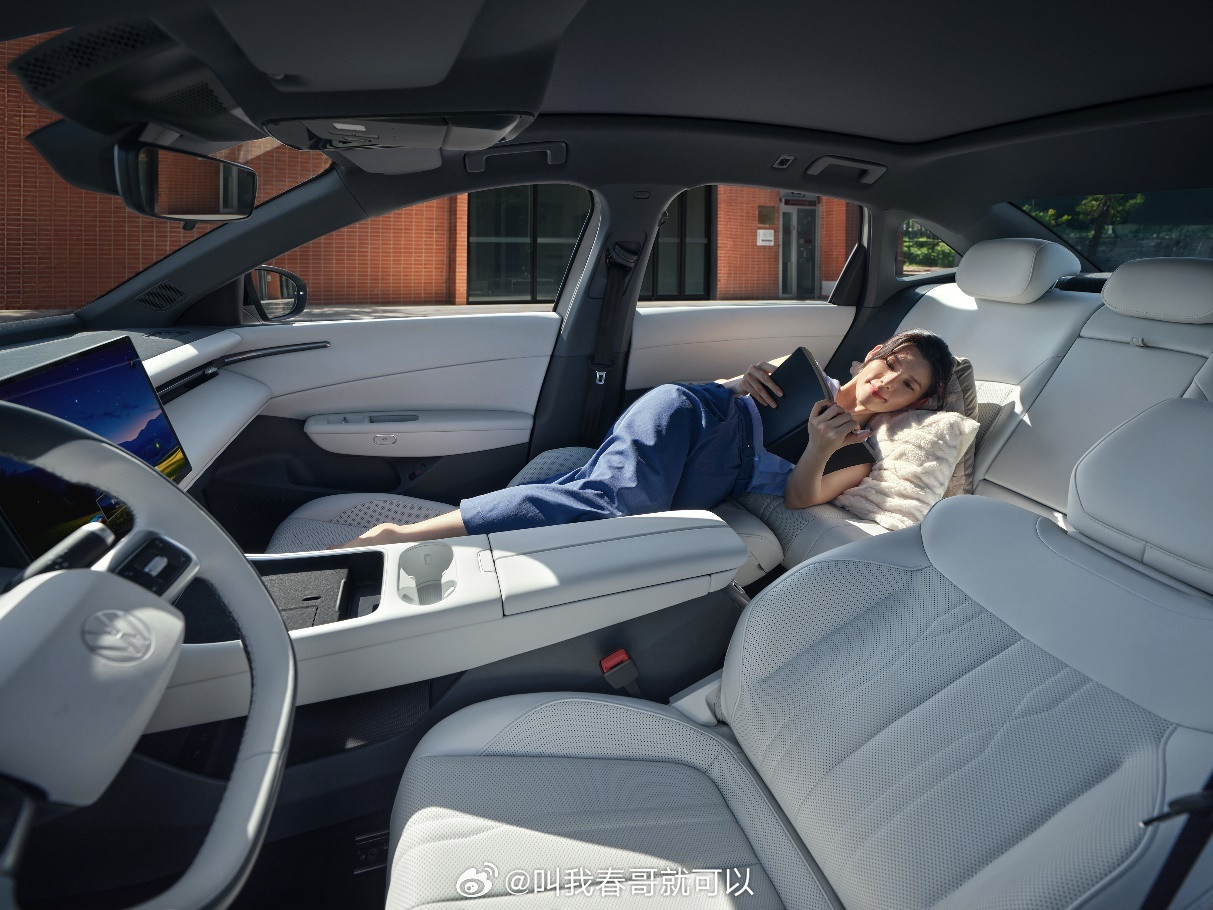 今天上汽大众ID.ERA5S预售了，11.59万起，加上1千抵5千，入门门槛