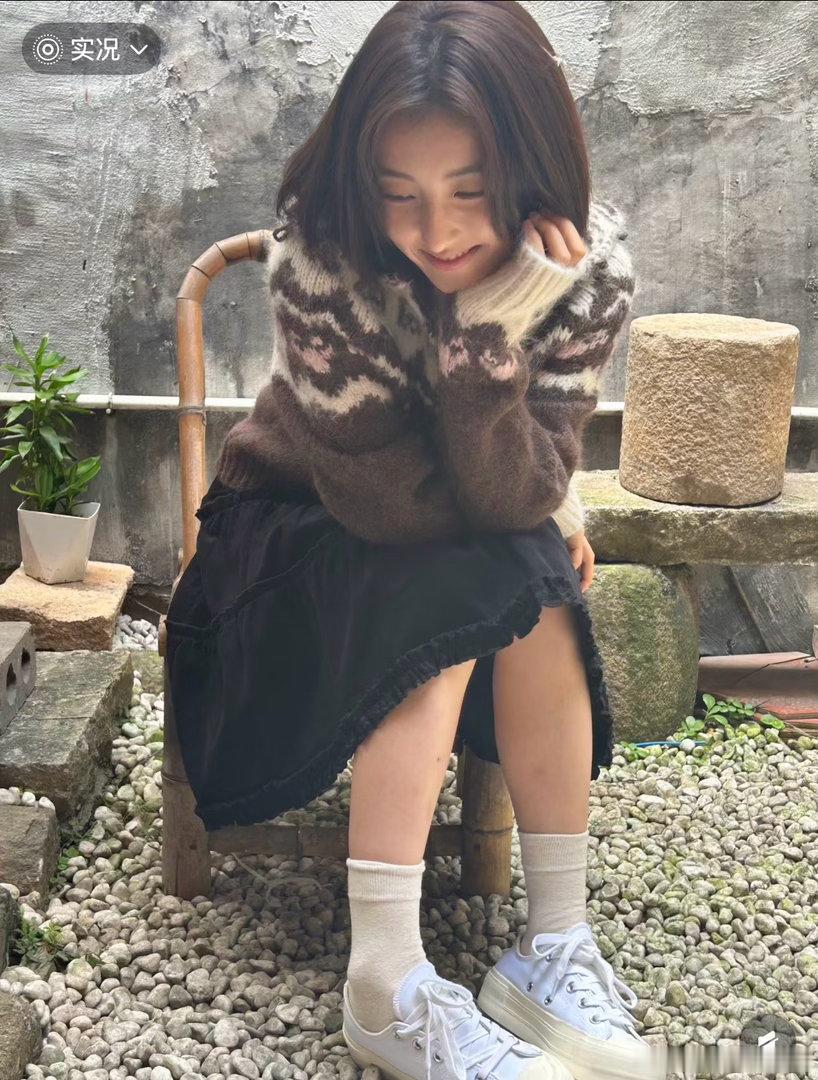 #张子枫##张子枫#毛茸茸的🐱​