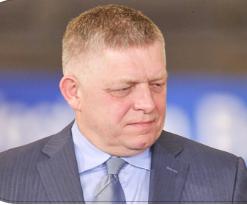 斯洛伐克总理菲佐的飞机在布鲁塞尔机场严重受损 斯洛伐克总理罗伯特·菲佐乘坐的